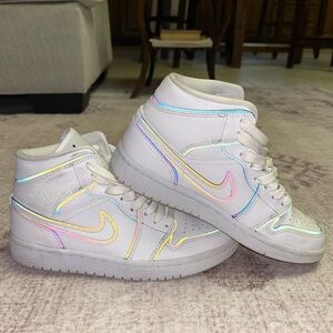 Women’s Nike Air Jordan 1 Mid SE Iridescent Reflective White